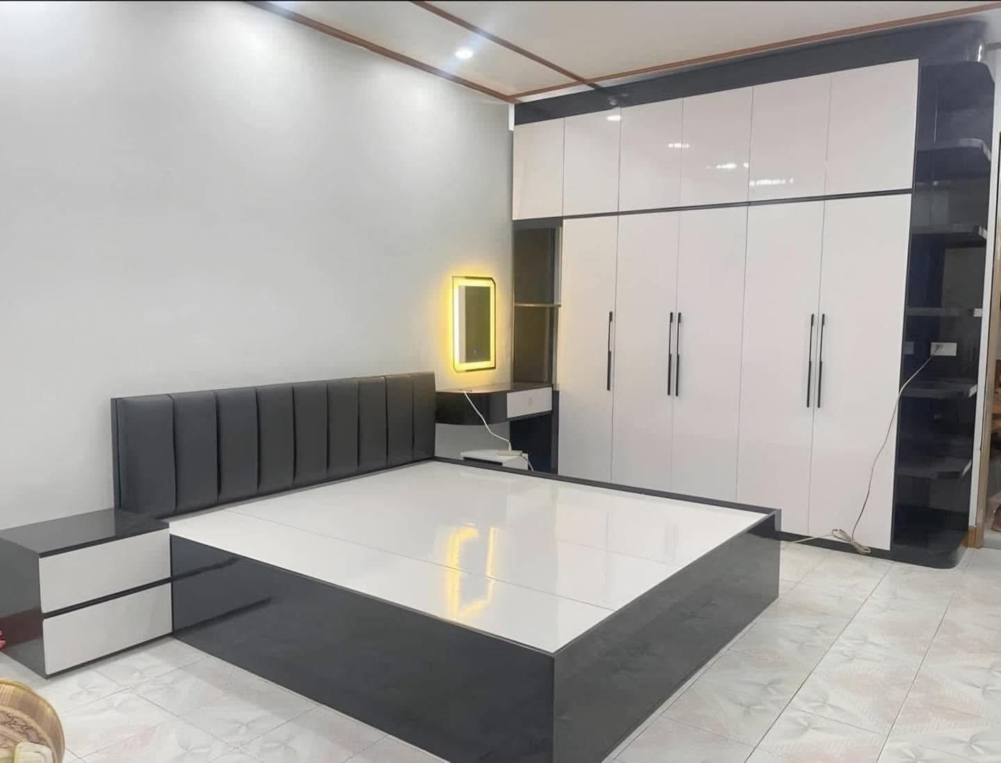 Giường Ngủ Hiện Đại GNH02