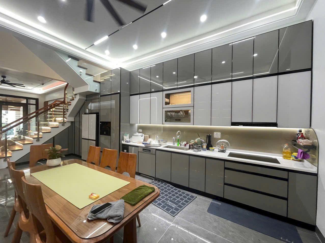 Tủ Bếp Chữ I TBI09